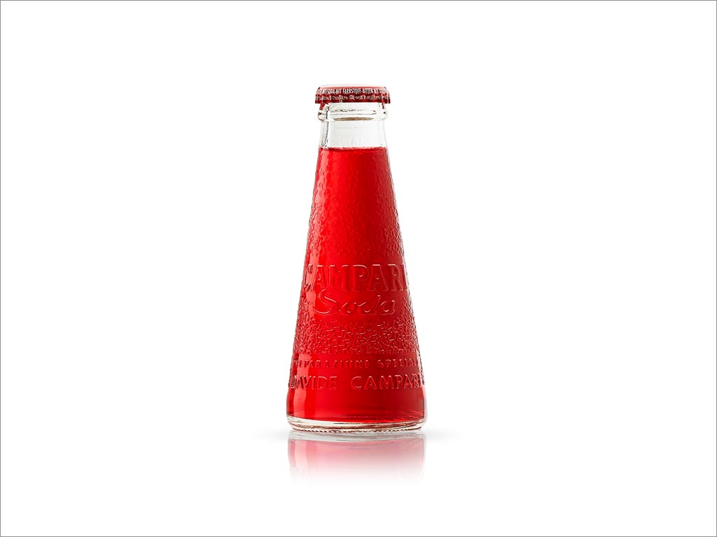 坎帕里（Campari）开胃酒玻璃瓶包装设计