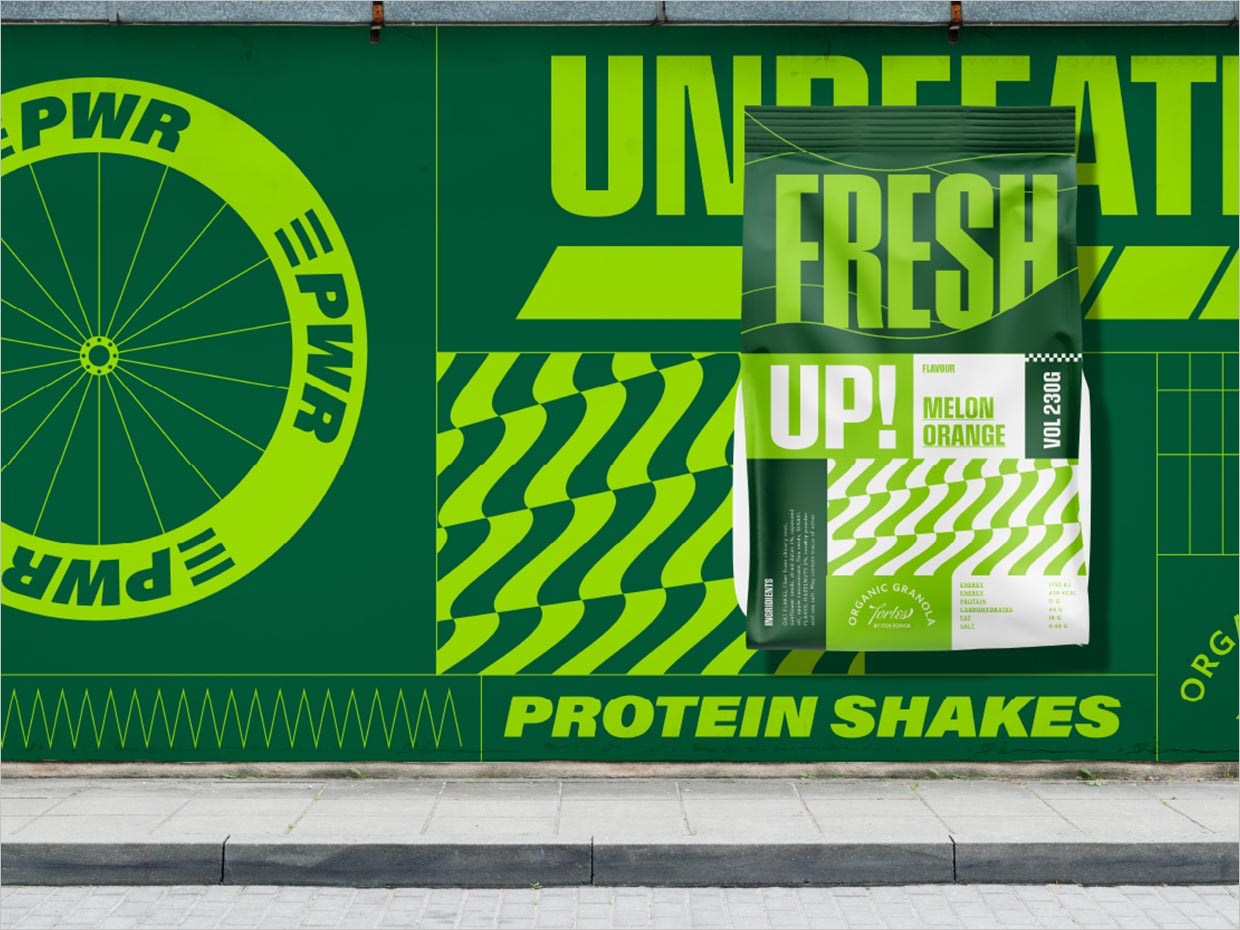 日本Forets蛋白质粉保健品海报设计
