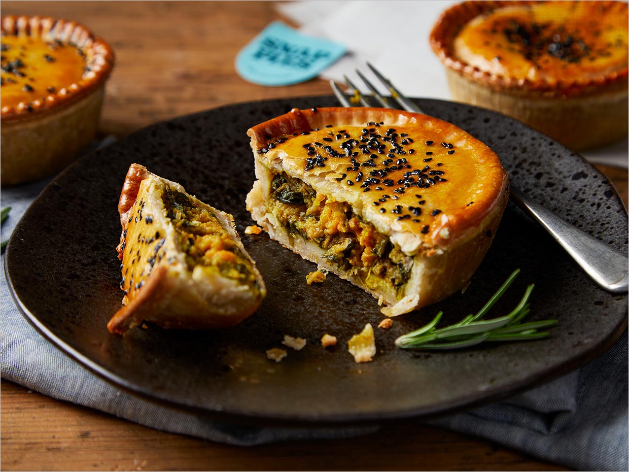 英国Snap Pies植物性素食馅饼食品包装设计之实物照片