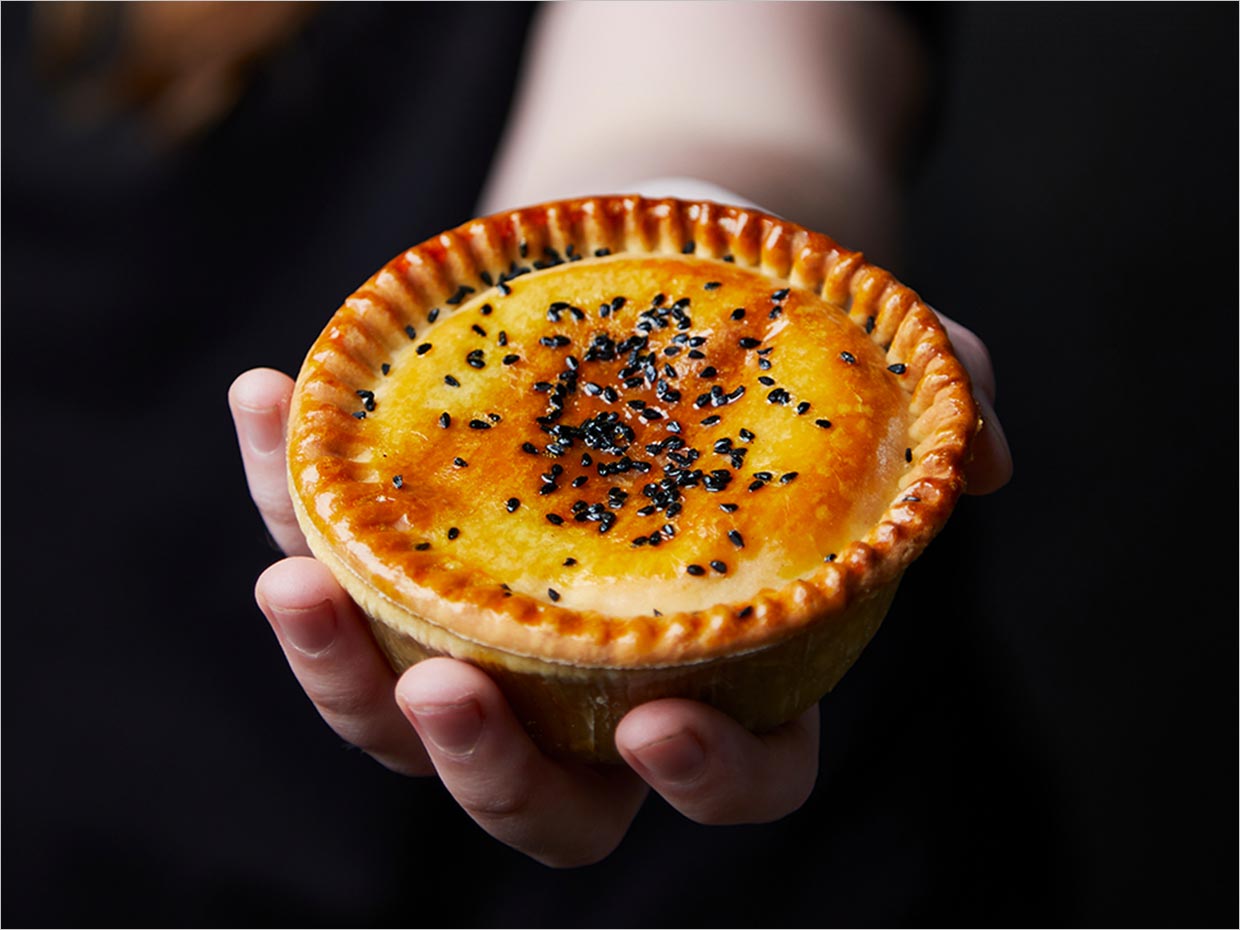 英国Snap Pies植物性素食馅饼食品包装设计之实物照片